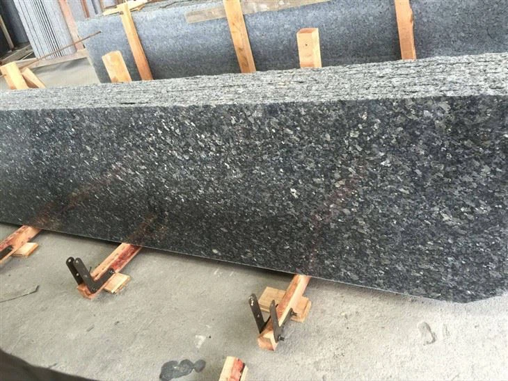 Silver Paerl Granite Tile For Countertop, Vanity And Flooring